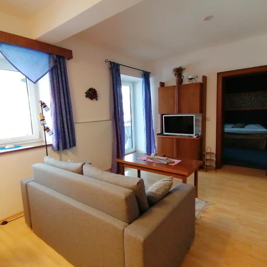 Haus Hubertus Apartment Hochfilzen Bagian luar foto